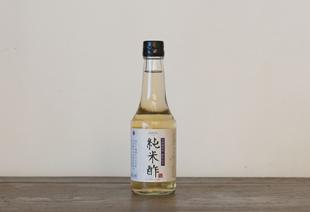 【ピュアリィオリジナル天然菌発酵食材】九州の匠 純米酢 300ml